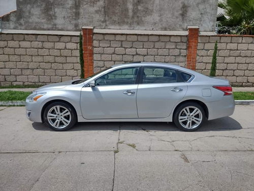 Imagen 3 de 9 de Nissan Altima 2015 3.5 Exclusive Mt