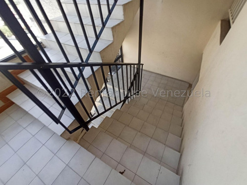 Imagen 11 de 12 de Apartamento En Venta San Jacinto Maracay Nv