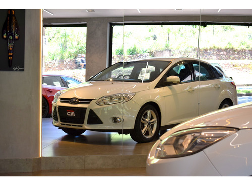 Ford Focus 2.0 SE 16V FLEX 4P POWERSHIFT