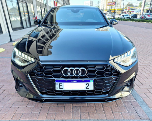 Audi A4 2.0 TFSI MHEV S LINE