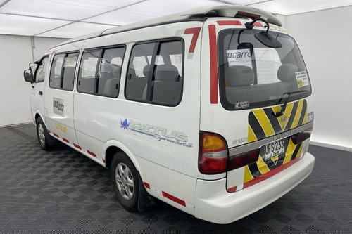 Kia Pregio 3.0 Prgg 8 L 2002