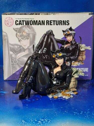 Catwoman Returns Bishoujo Statue Kotobukiya