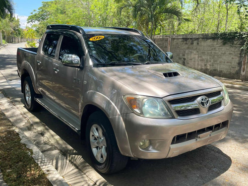 Imagen 3 de 15 de Toyota Hilux Full Time