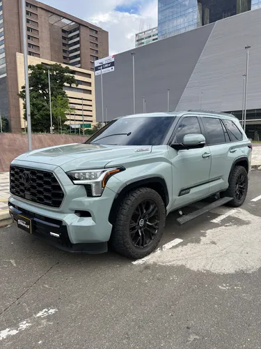 Toyota Sequoia 3.5 V6 Platinum