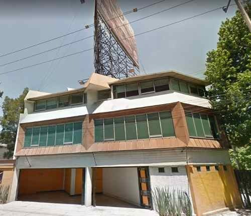 Edificio Ubicado Sobre Periférico Norte En Esquina