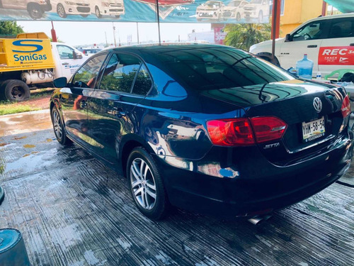 Imagen 3 de 14 de Volkswagen Jetta 2014 2.0 L4 Mt