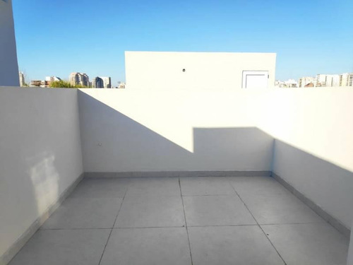 Imagen 6 de 20 de Departamento De Un Ambiente Divisible Diseño Único: Pileta, Terraza Y Parrilla Propias!