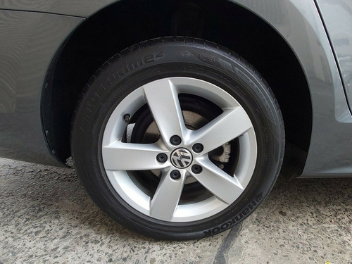 Imagen 14 de 15 de Volkswagen Vento 1.4 Comfortline 150cv Dsg 2017