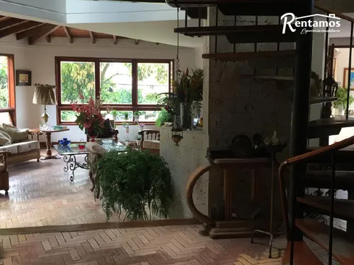 Casa En Arriendo En La Mina. Cod A775626