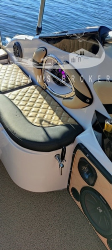 Imagem 7 de 10 de Focker 215