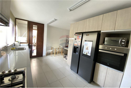 Imagen 8 de 19 de Casa En Condominio Alkura Colina 4d+4b Semi Nueva