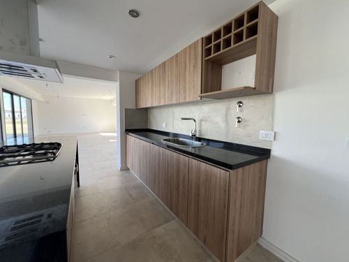 Casa A Estrenar En Venta En El Rebenque, Canning