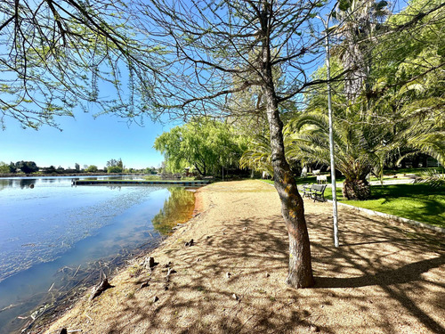 Casa Con Laguna, 7.235m2, Quillon