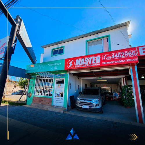 Amplio Local Comercial/ Residencial En Venta| Nqn