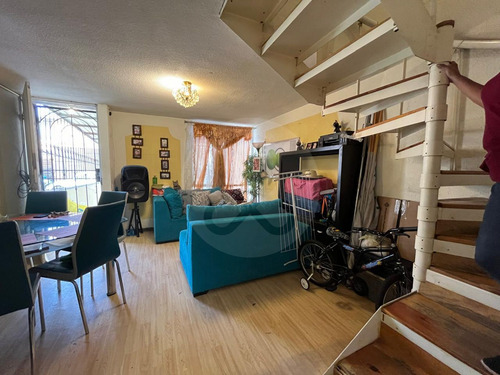 Casa En Venta En Ciudad Galaxia Los Reyes