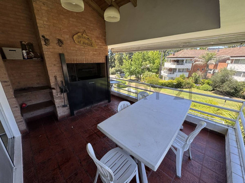 Venta Departamento 3 Ambientes Con Cochera En Village Hacoaj, Club De Campo Hacoaj