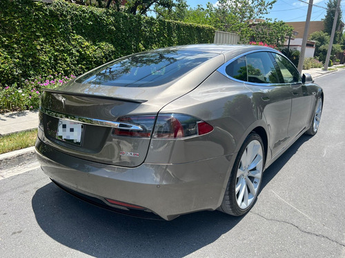 Tesla MODEL S P90D