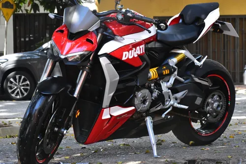 Ducati Streetfighter V2 2022