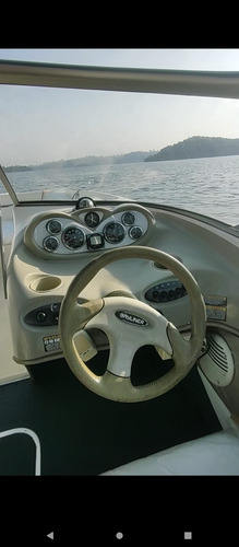 Lancha Bayliner Capri 215 - Importada