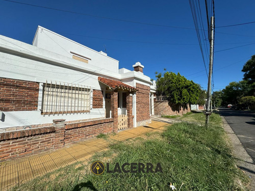 Casa En Venta 4 Amb En Zona San Andres, Villa Maipu