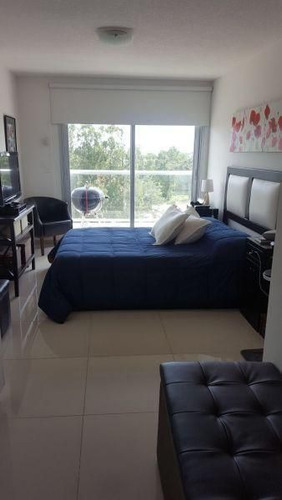 Apartamento En Alquiler Por Temporada De 3 Dormitorios En Roosevelt