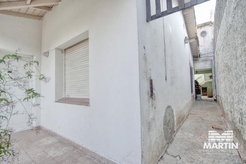 Chalet 3 Ambientes Más Depto 2 Ambientes A Reciclar - Martínez