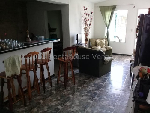 Imagen 12 de 30 de $$$maría Gabriella Mendoza Vende!!! Casa Remodelada En Ubanización Yucataán Codflex23-23062