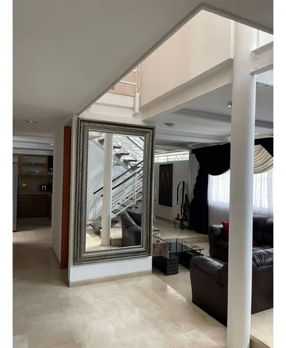Venta De Casa De 384mts2 En El Caney, Sur De Cali 8179.