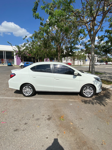 Mirage G4 2024 Versión Gls Cvt Color Blanco