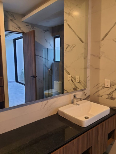 Imagen 12 de 15 de Departamento En Venta En Torre Privee Colomos