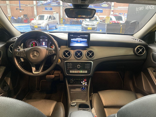 Imagen 20 de 25 de Mercedes Benz Clase Gla 200 Urban 1.6