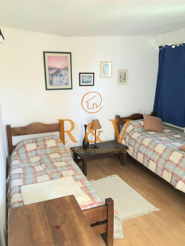 Imagen 11 de 21 de Excelente Casa De 3 Plantas En La Mansa, 5 Dormitorios, 1 Suite, Living Comedor, Parrillero, Garage Para 2 Autos