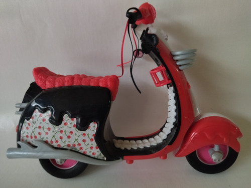 Monster High Moto / Scooter  De Ghoulia Yelps