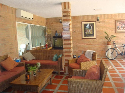 Imagen 2 de 12 de En Venta Casa En Macaracuay Mls #22-1551 R A H Pablo Velozo