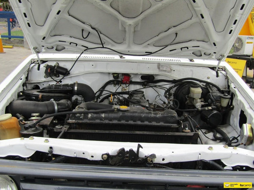 Toyota Land Cruiser Macho Mt 2.7 4x4 Diesel