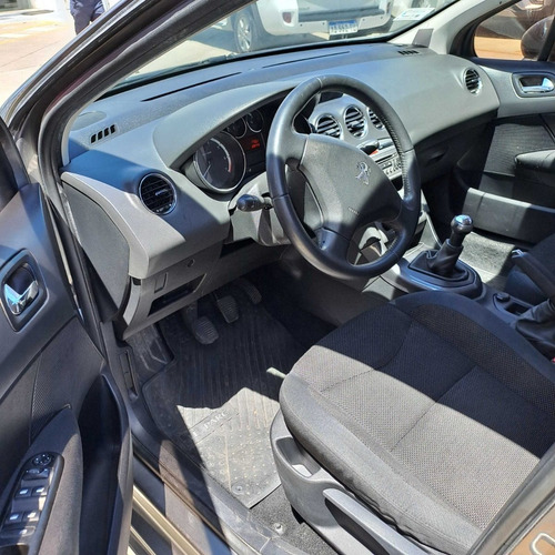 Imagen 11 de 18 de Peugeot 408 Allure 2.0n 2013
