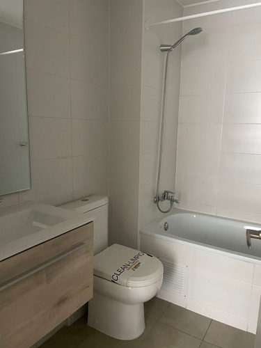 Venta Departamento A Pasos Del Metro Santa Isabel - Santiago