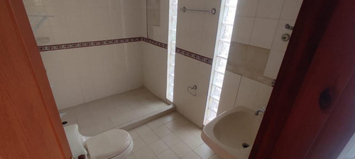 Imagen 7 de 17 de Casa En Arriendo En Cali Tequendama. Cod 102430