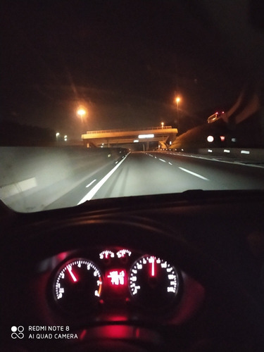 Volkswagen Voyage 1.6 Msi Trendline Total Flex 4p 2015