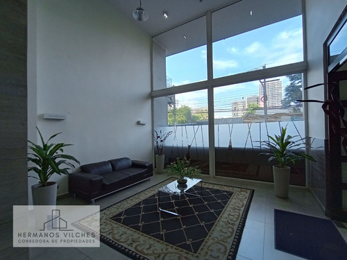 Dpto. 2 Dorm / 2 Baños / 1 Est. Metro San Alberto Hurtado L1