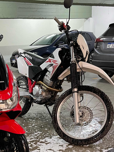 Honda Xr 250 Tornado 2023. 293 Muchisimos Accesorios, Nueva