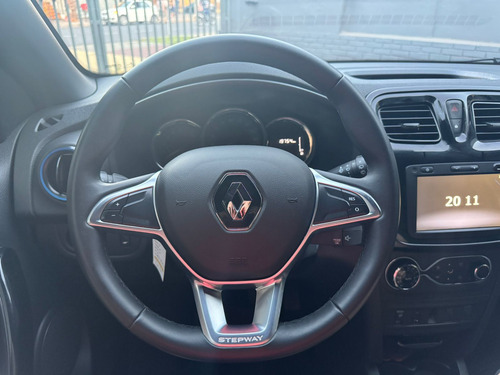 Renault Sandero Stepway Cab 2022- Juninautosmorente