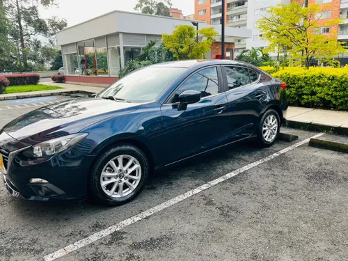 Mazda 3 2.0 Touring
