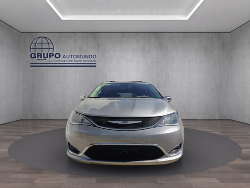 Chrysler Pacifica 2019