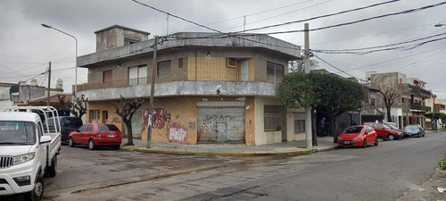 Casa En Isidro Casanova