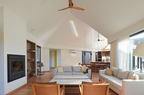 Casa En Venta En Barrio Privado, Pueblo Mio Punta Del Este (ref: Bpv-8409)