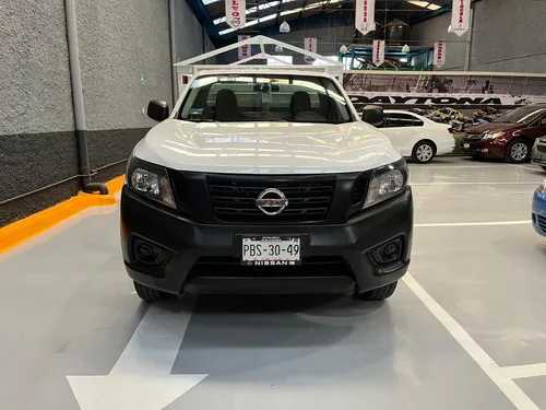 Nissan NP300 2.5 Estacas Dh Mt