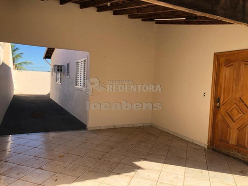 Imagem 1 de 10 de Casas - Ref: V13772