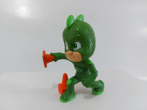 Figura Pj Mask Gekko Forg Box (con Conos)