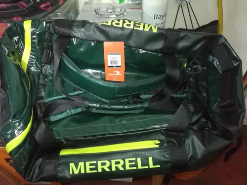 Merrell calgary hotsell small duffel